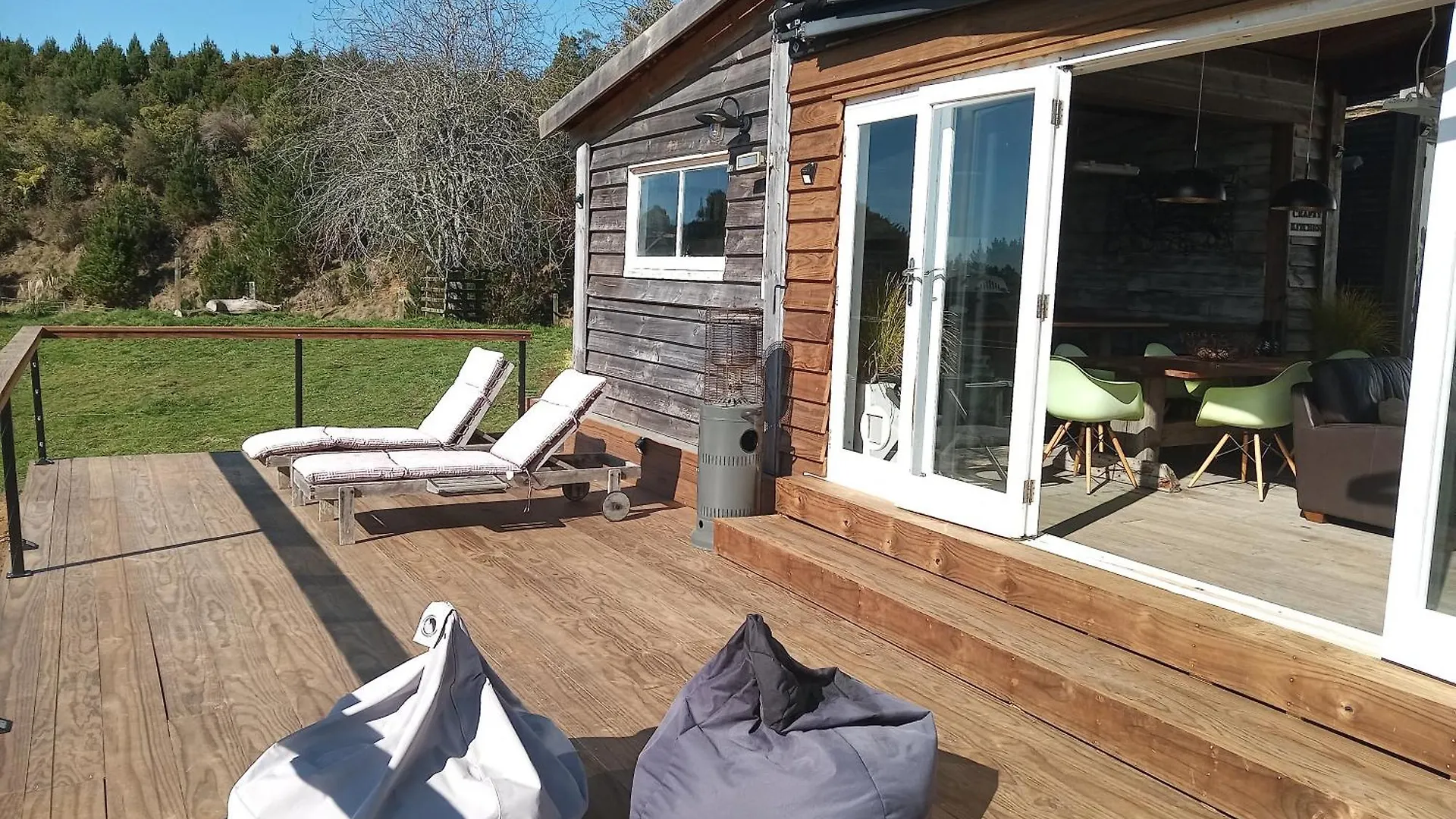 Luxury tent Oakridge Glamping Hotel Rotorua New Zealand